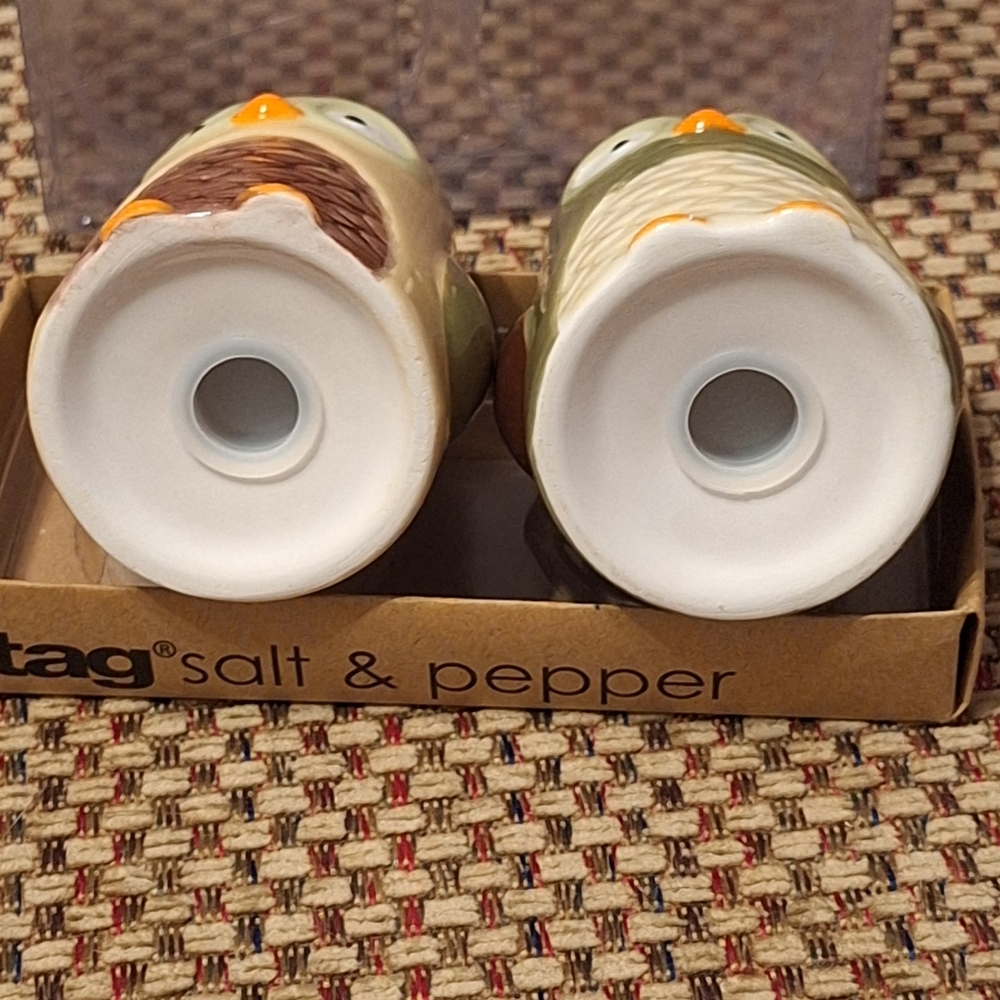 Marshalls Cute Owl Ceramic Salt & Pepper Shakers - Cream and Green Never Used - Picture 7 of 10